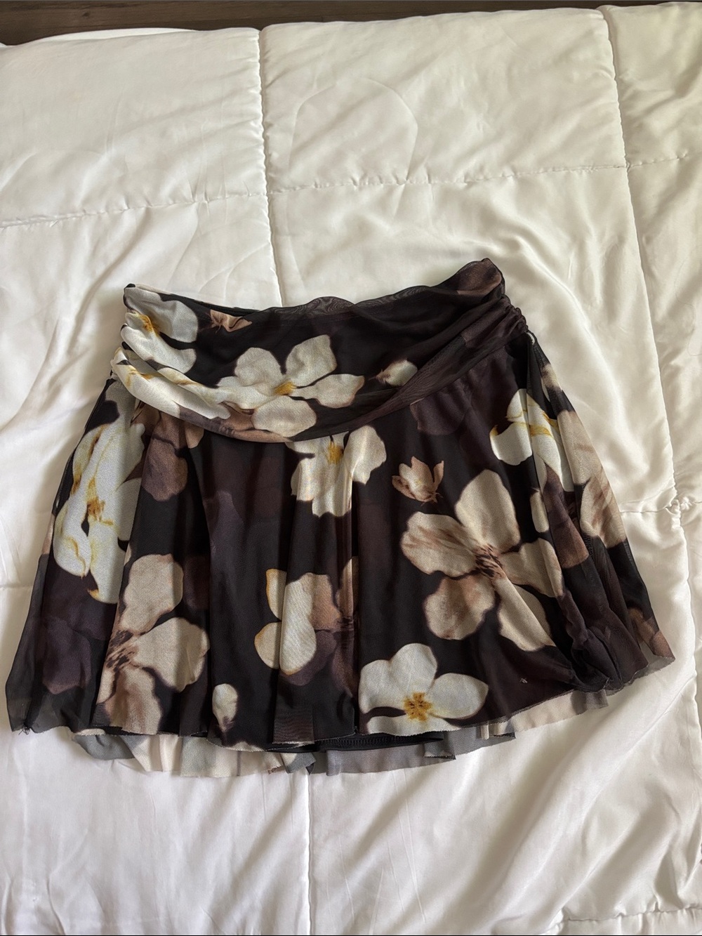 Floral Black & Cream Pleated Mini Skirt